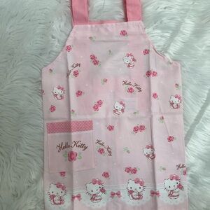 Hello Kitty Girls Pink Apron 110 = Size 5 years old - NWOT